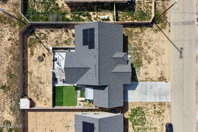 10588 Peach Avenue, California City, CA 93505