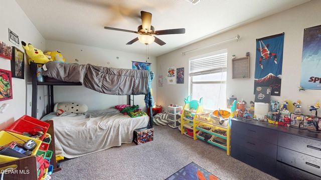 240 S HALSTEAD Drive, Horizon City, TX 79928