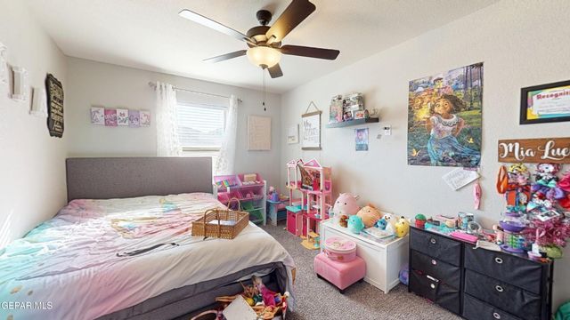 240 S HALSTEAD Drive, Horizon City, TX 79928