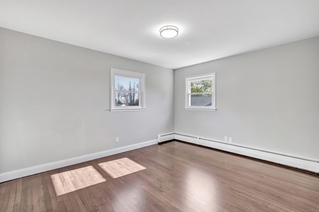 15 Smith Drive, Hamden, CT 06517