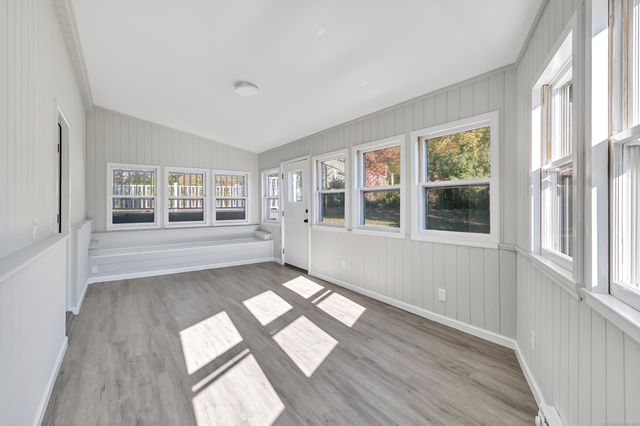 15 Smith Drive, Hamden, CT 06517