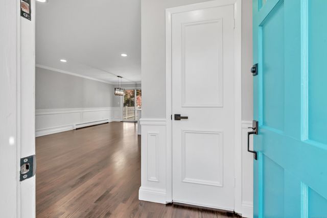 15 Smith Drive, Hamden, CT 06517