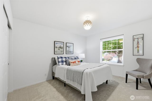 20334 12th Avenue NE, Poulsbo, WA 98370