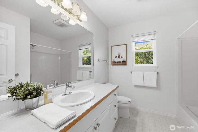 20334 12th Avenue NE, Poulsbo, WA 98370