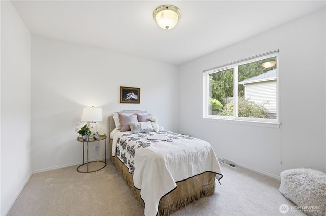 20334 12th Avenue NE, Poulsbo, WA 98370