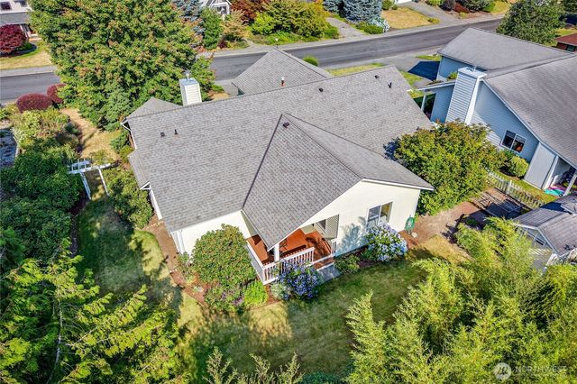20334 12th Avenue NE, Poulsbo, WA 98370