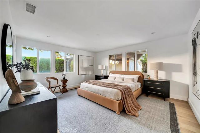 22535 Waterbury, Woodland Hills, CA 91364