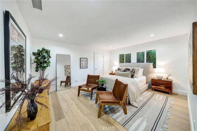 22535 Waterbury, Woodland Hills, CA 91364