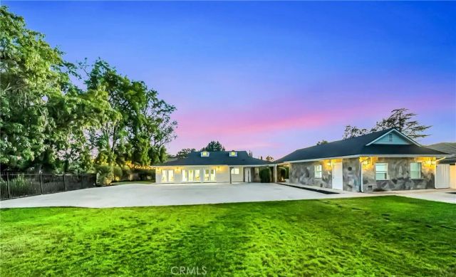 22535 Waterbury, Woodland Hills, CA 91364
