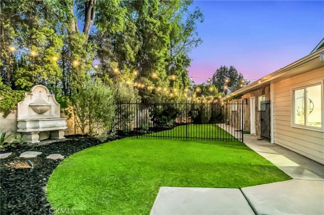 22535 Waterbury, Woodland Hills, CA 91364