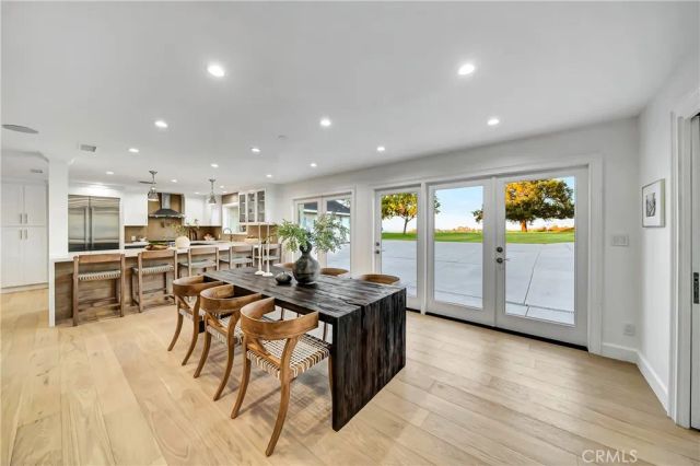 22535 Waterbury, Woodland Hills, CA 91364