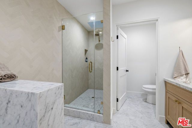 4525 Greenbush Avenue, Sherman Oaks, CA 91423