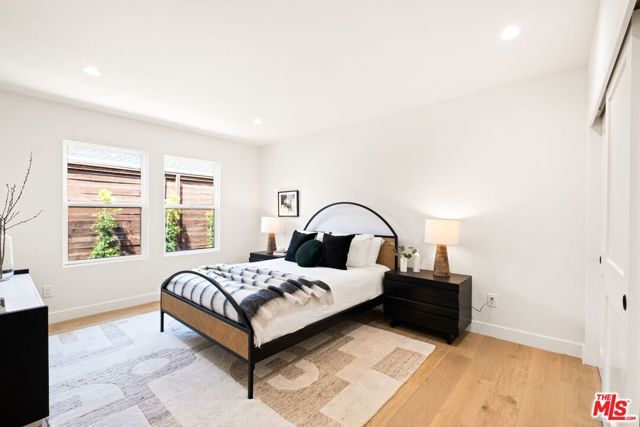 4525 Greenbush Avenue, Sherman Oaks, CA 91423