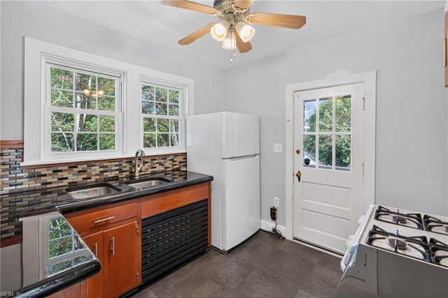 318 61st Street ST, Newport News, VA 23607