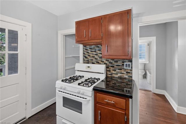 318 61st Street ST, Newport News, VA 23607