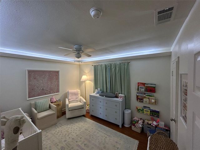 1304 W St Johns Ave, Austin, TX 78757