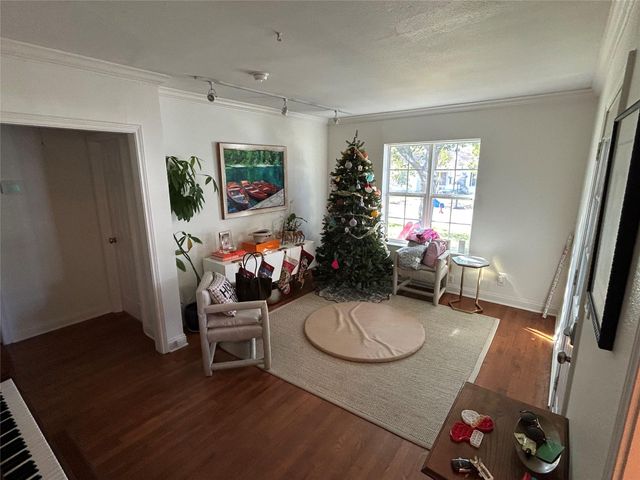1304 W St Johns Ave, Austin, TX 78757