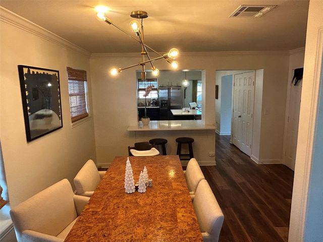 1304 W St Johns Ave, Austin, TX 78757