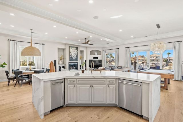 5055 Cabrillo Pt, Discovery Bay, CA 94505