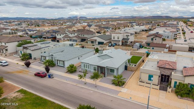 2704 MIKE PRICE Drive, El Paso, TX 79938
