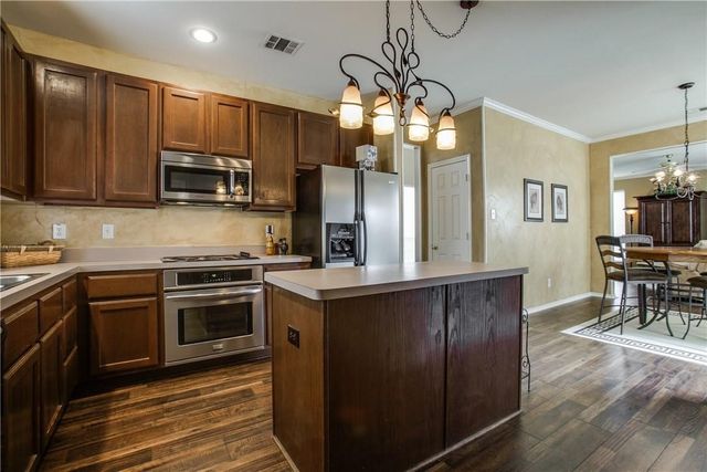 2504 Trailwest Lane, Plano, TX 75025