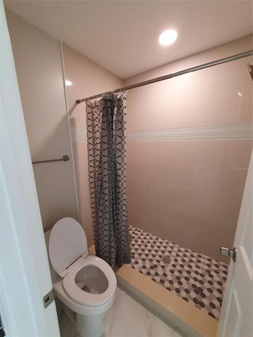 1883 ORANGE BOULEVARD WAY, Palm Harbor, FL 34683