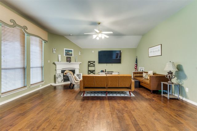 10812 Grayhawk Lane, Fort Worth, TX 76244