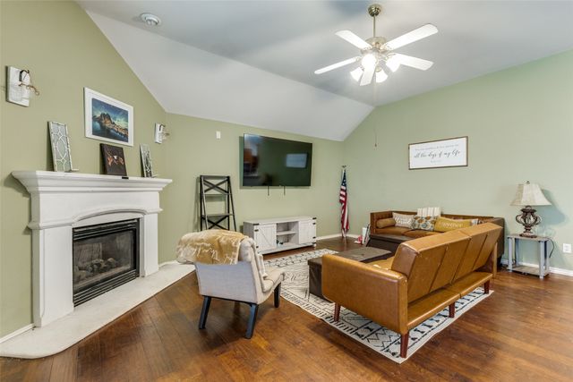 10812 Grayhawk Lane, Fort Worth, TX 76244
