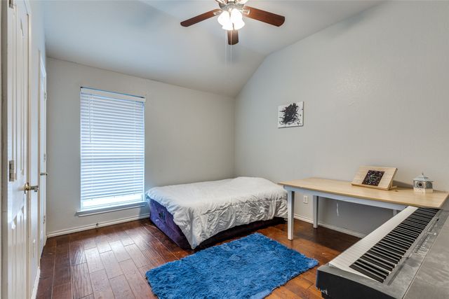 10812 Grayhawk Lane, Fort Worth, TX 76244