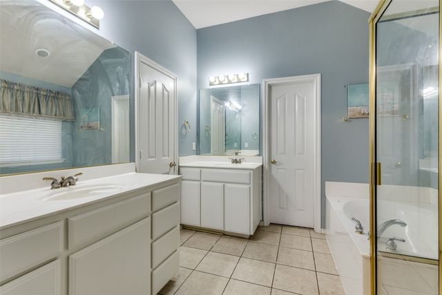 10812 Grayhawk Lane, Fort Worth, TX 76244