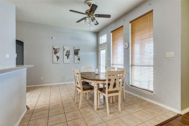 10812 Grayhawk Lane, Fort Worth, TX 76244