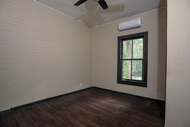 1121 S Palm Ave, Palatka, FL 32177