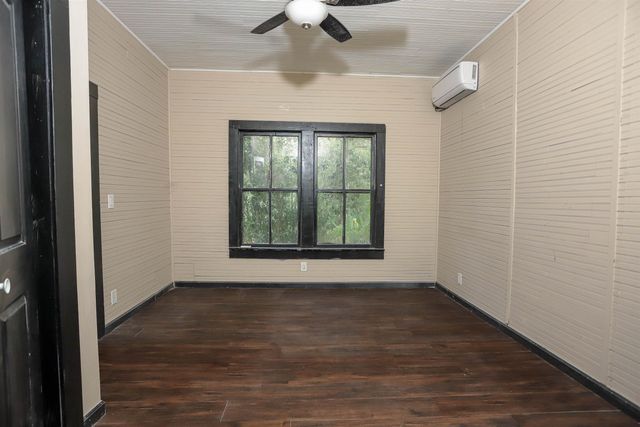 1121 S Palm Ave, Palatka, FL 32177