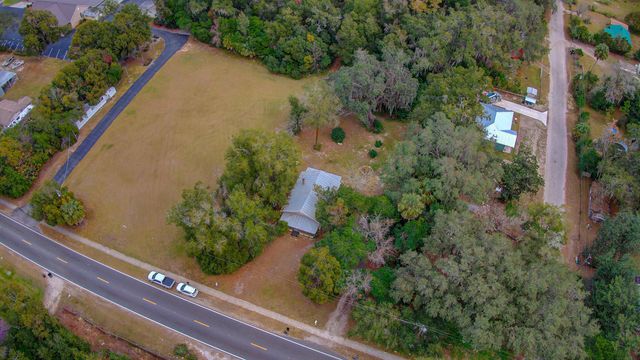 1121 S Palm Ave, Palatka, FL 32177