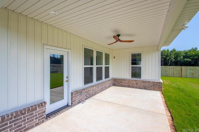 7064 Cold Creek, Alexander, AR 72002