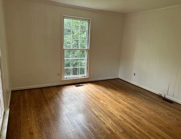 620 Royal Oaks Pl, Nashville, TN 37205