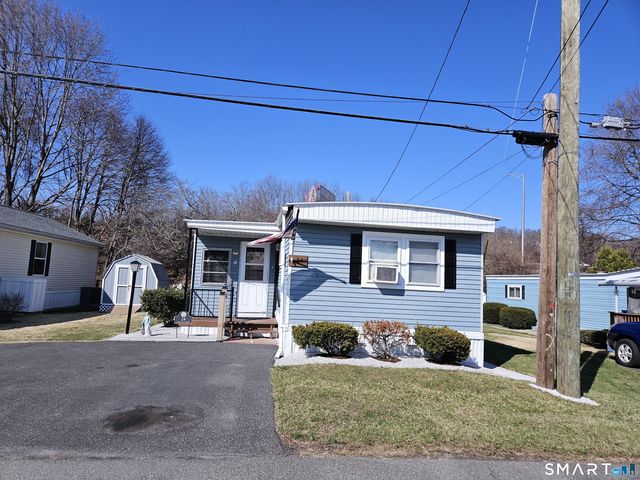 24 Greenlawn Drive, Danbury, CT 06810