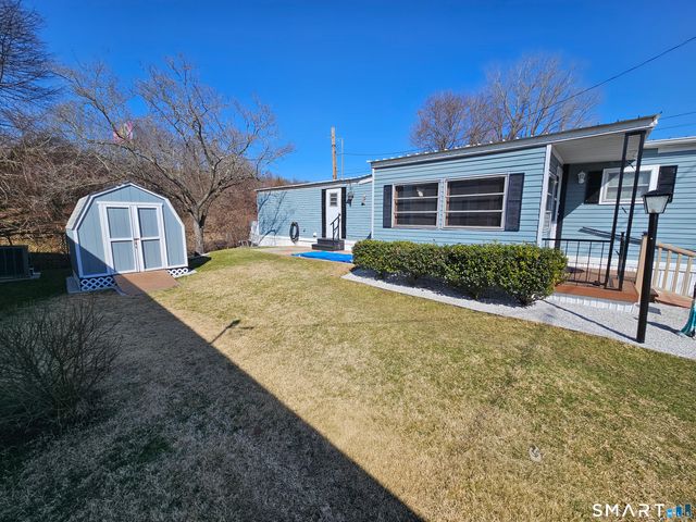 24 Greenlawn Drive, Danbury, CT 06810