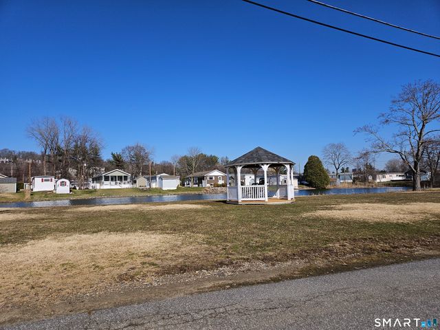 24 Greenlawn Drive, Danbury, CT 06810