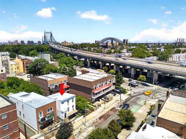 25-14 Crescent Street, Astoria, NY 11102