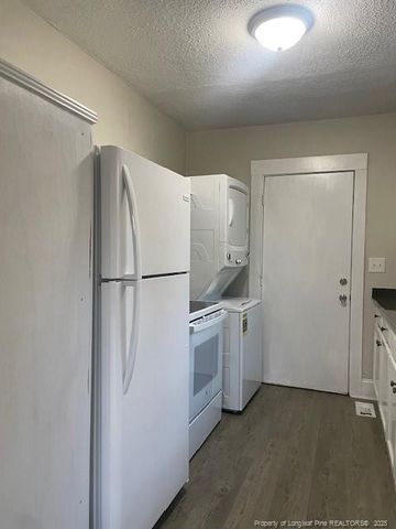 216 Oakland Drive, Fayetteville, NC 28301