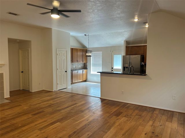 5523 Autumn Ash Lane, Rosharon, TX 77583