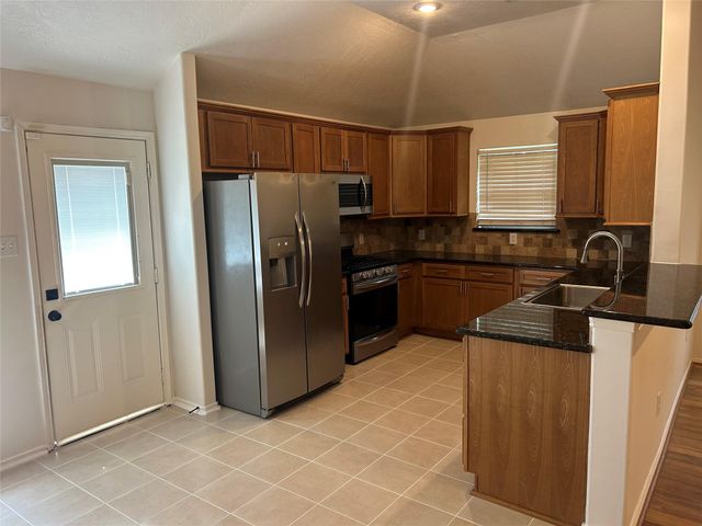 5523 Autumn Ash Lane, Rosharon, TX 77583
