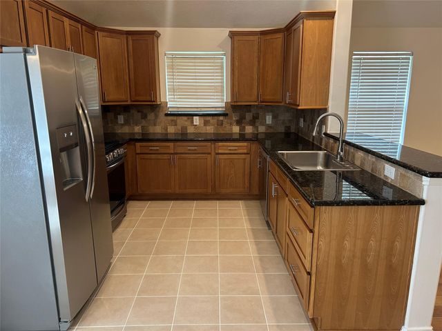 5523 Autumn Ash Lane, Rosharon, TX 77583