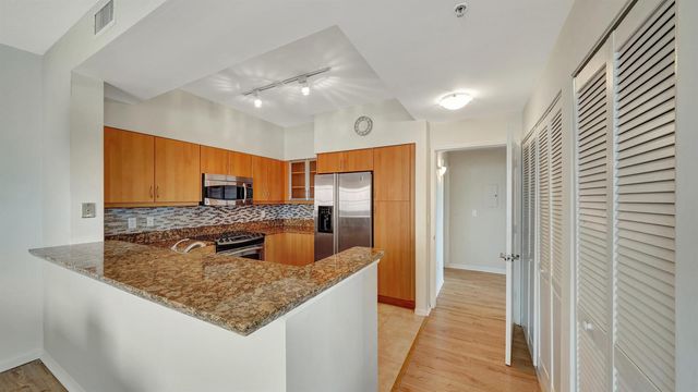 233 S Federal Highway 425, Boca Raton, FL 33432