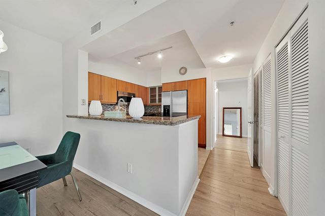 233 S Federal Highway 425, Boca Raton, FL 33432