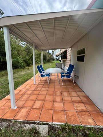 4 Felicidad Court, Fort Pierce, FL 34951