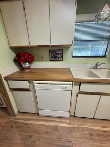 4 Felicidad Court, Fort Pierce, FL 34951