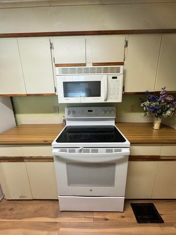 4 Felicidad Court, Fort Pierce, FL 34951