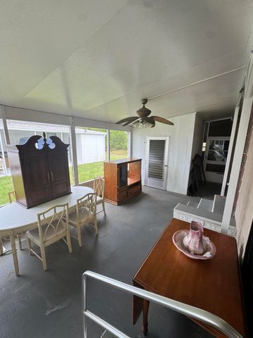 4 Felicidad Court, Fort Pierce, FL 34951